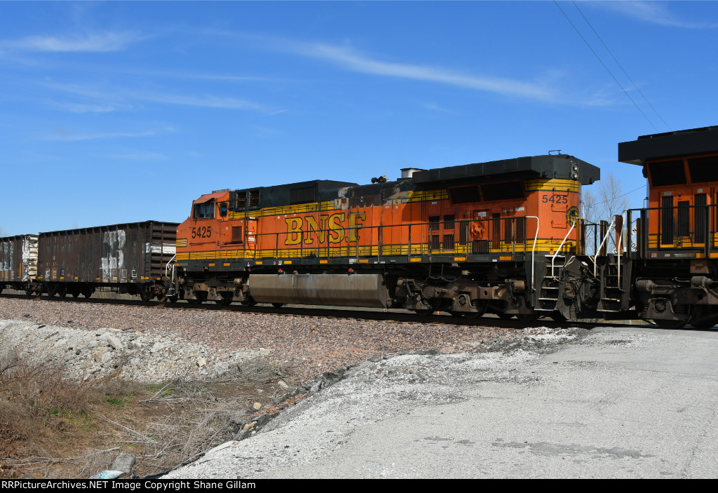 BNSF 5425 Roster shot